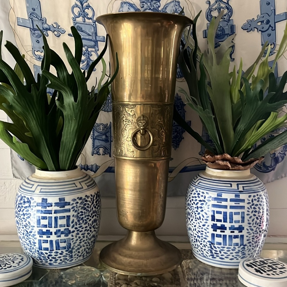•🍒ITEM WILL NOT BE LOWERED FURTHER🍒VINTAGE MIDCENTURY BRASS VASE🍒